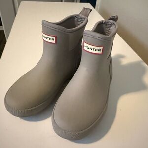 Hunter Kids Light Gray Rain Boots